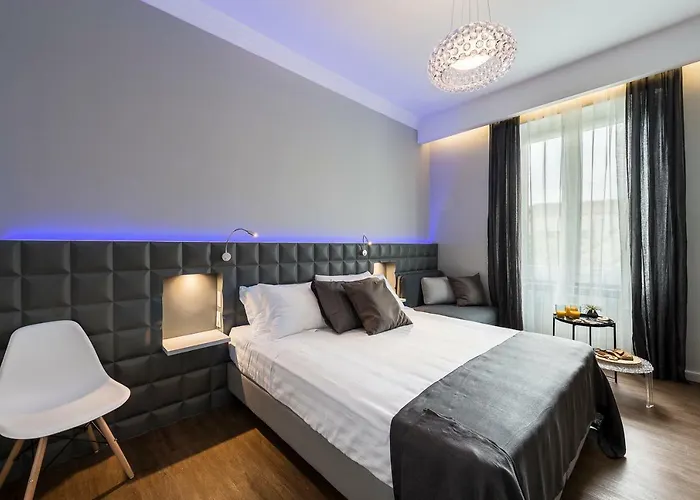 Z-archsuites Affittacamere 4*